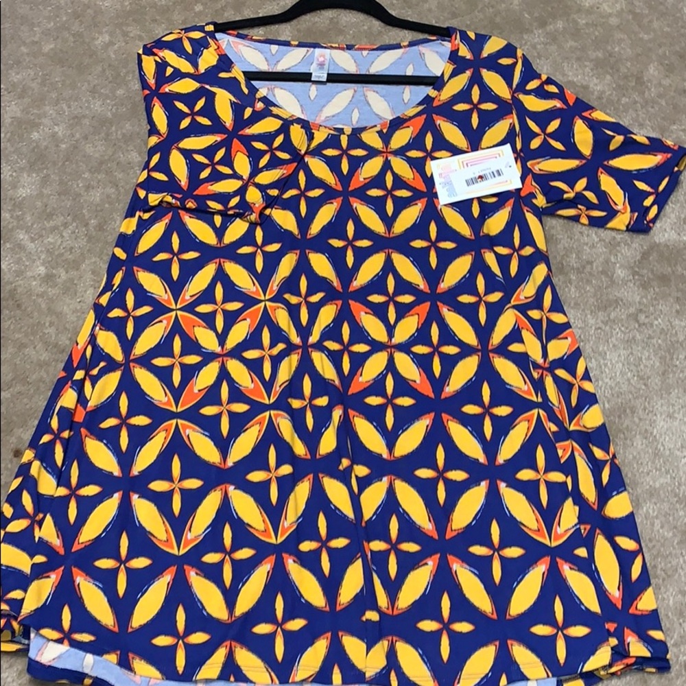 S LuLaRoe perfect t